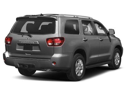 Used 2019 Toyota Sequoia SR5 image 2