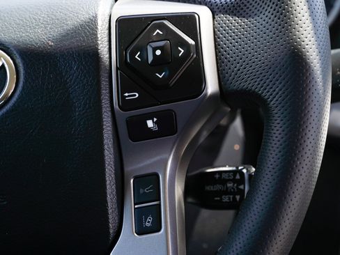 Used 2023 Toyota Tacoma SR5 AWD/4WD image 34