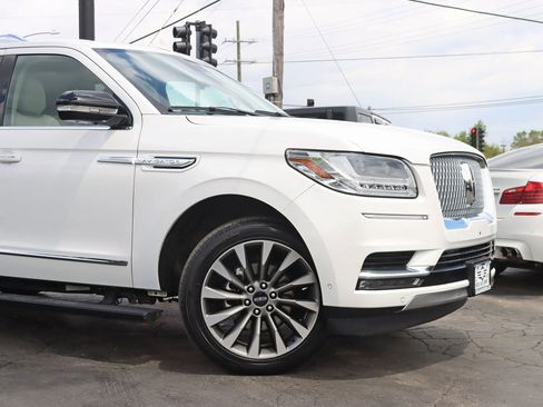 Used 2020 Lincoln Navigator L Reserve w/ Luxury Package AWD/4WD image 3