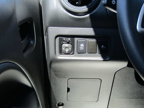 Used 2024 Mitsubishi Mirage ES FWD image 28