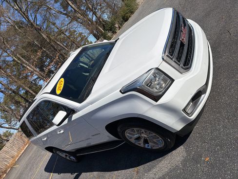 Used 2019 GMC Yukon SLT w/ Open Road Package image 14
