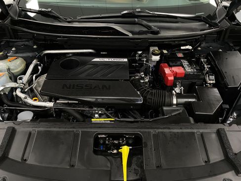 Certified 2025 Nissan Rogue SV AWD/4WD image 11