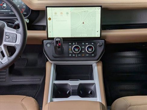 New 2026 Land Rover Defender 110 S image 11