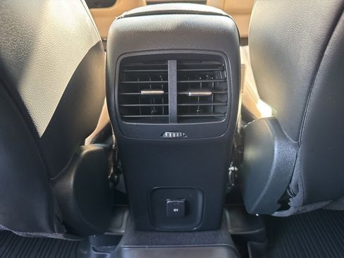 Used 2020 Ford Escape SEL image 21