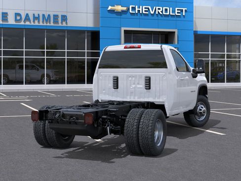New 2026 Chevrolet Silverado 3500 W/T w/ WT Convenience Package AWD/4WD image 4