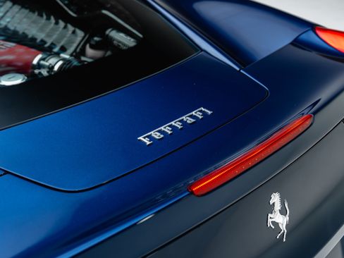Used 2014 Ferrari 458 Italia Coupe RWD image 25