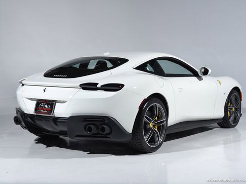 Used 2024 Ferrari Roma image 6