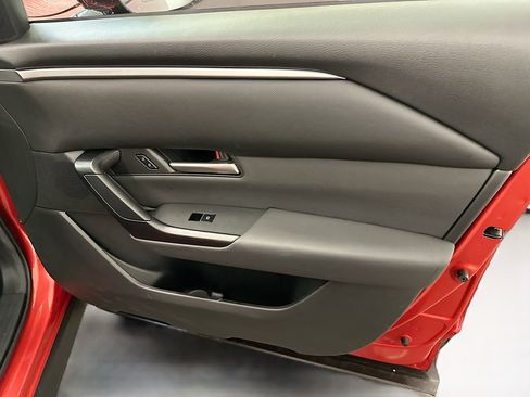 Used 2025 MAZDA CX-50 AWD 2.5 S w/ Premium Package image 35