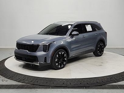 Used 2025 Kia Sorento EX