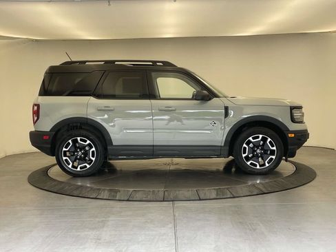 Used 2022 Ford Bronco Sport Outer Banks w/ Tech Package AWD/4WD image 8