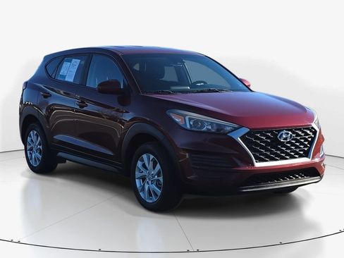 Used 2019 Hyundai Tucson SE image 2