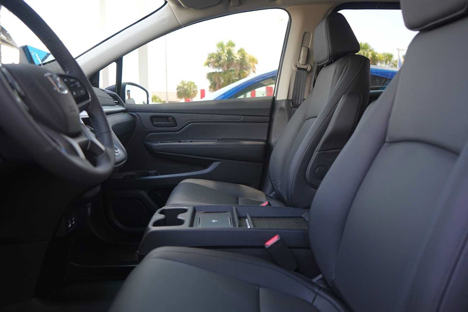 New 2027 Honda Odyssey EX-L image 11