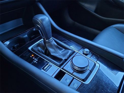 Used 2024 MAZDA MAZDA3 s image 12