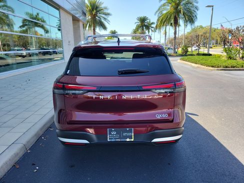 Certified 2026 INFINITI QX60 Luxe w/ Cargo Package image 5