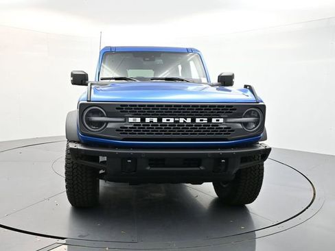 Used 2025 Ford Bronco Badlands AWD/4WD image 2