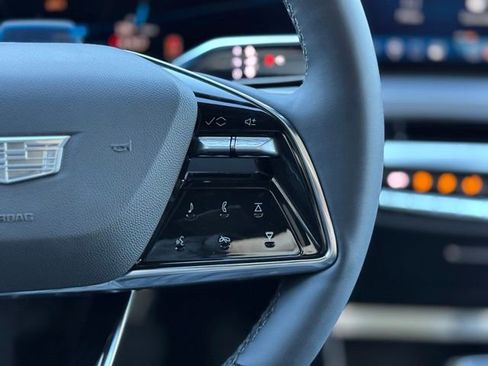 New 2026 Cadillac Lyriq Premium Luxury image 25