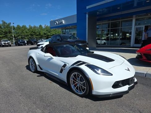 Used 2017 Chevrolet Corvette Grand Sport RWD image 9