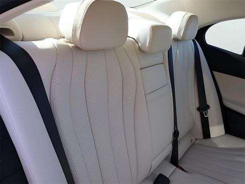 New 2026 Mercedes-Benz E 350 4MATIC Sedan image 14