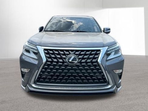 Used 2023 Lexus GX 460 Luxury w/ Sport Design Package AWD/4WD image 2