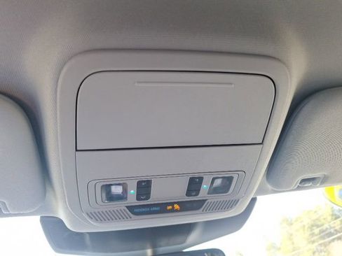 Certified 2023 Ford Explorer Limited image 23