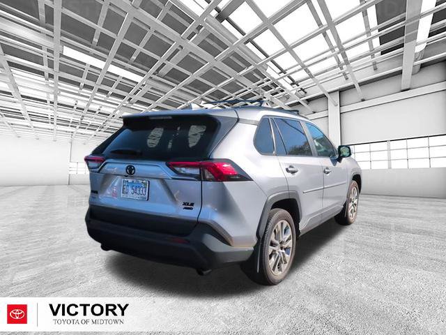 Used 2025 Toyota RAV4 XLE Premium w/ Weather Package AWD/4WD image 4