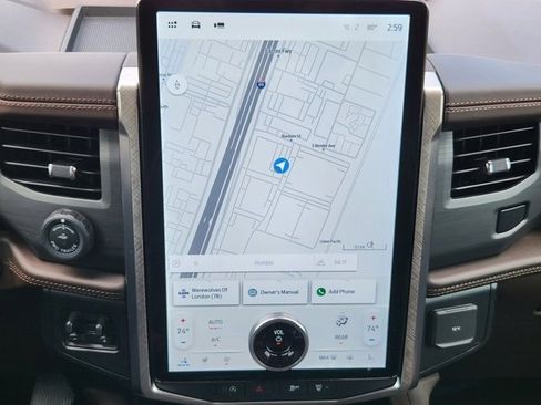 Used 2024 Ford Expedition King Ranch image 15