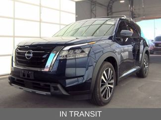 Used 2023 Nissan Pathfinder Platinum AWD/4WD video 1