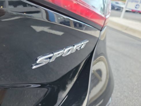 Certified 2024 Honda Civic Sport image 10
