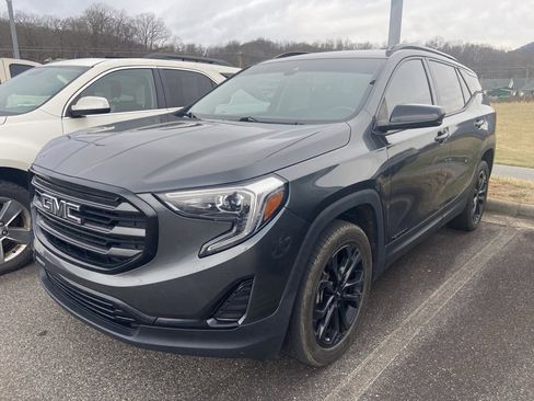 Used 2020 GMC Terrain SLE w/ Driver Convenience Package image 1