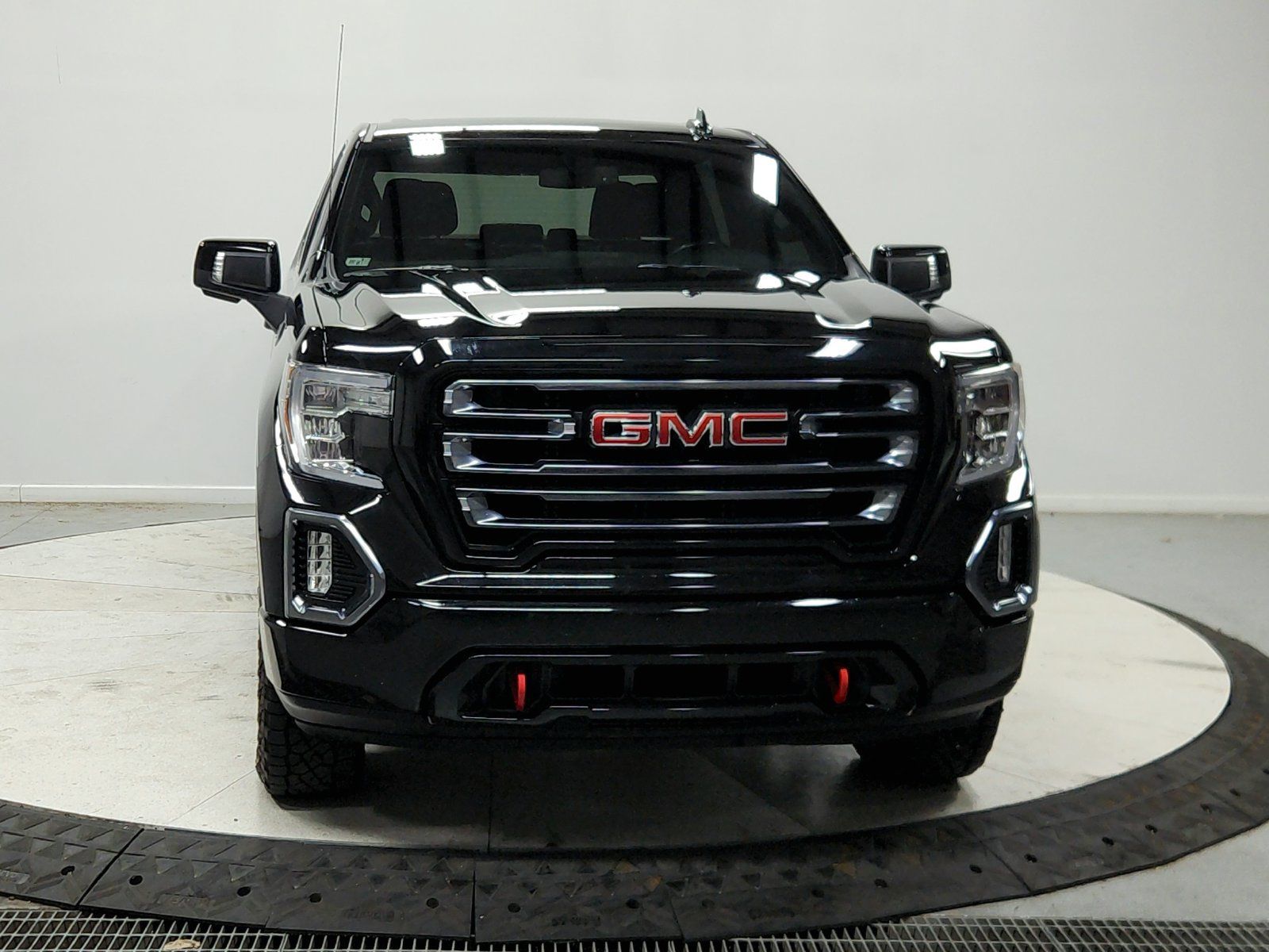 Used 2020 GMC Sierra 1500 AT4 AWD/4WD image 3