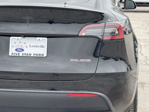 Used 2022 Tesla Model Y Performance image 6