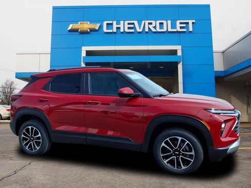 New 2026 Chevrolet TrailBlazer LT image 2