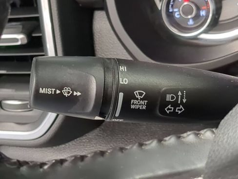 Used 2022 RAM 1500 Laramie AWD/4WD image 33