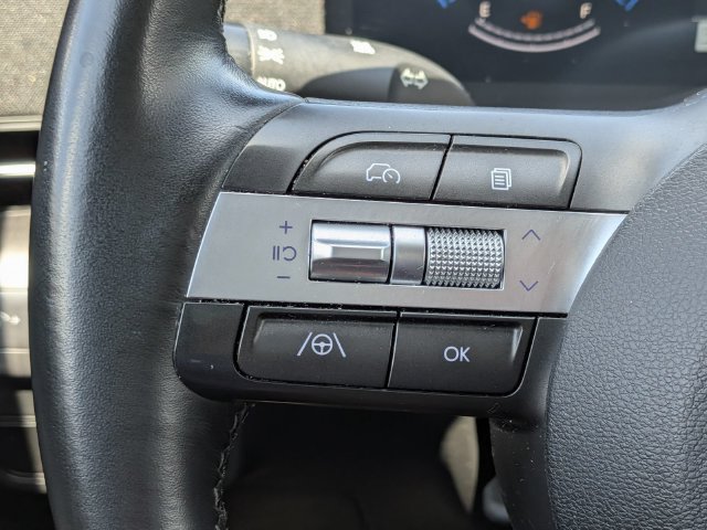 Used 2025 Hyundai Kona SEL AWD/4WD image 23