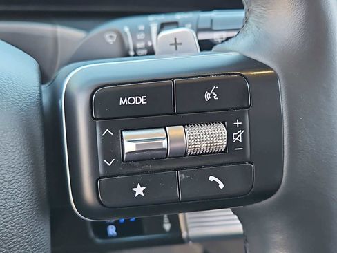 Used 2025 Hyundai Santa Fe SEL image 24