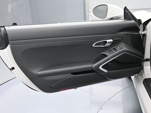 New 2025 Porsche 718 Boxster RWD image 15