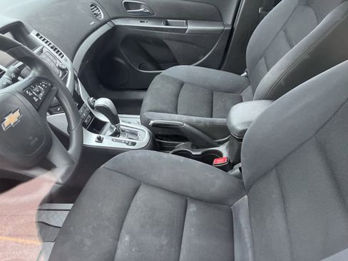 Used 2016 Chevrolet Cruze LT image 26