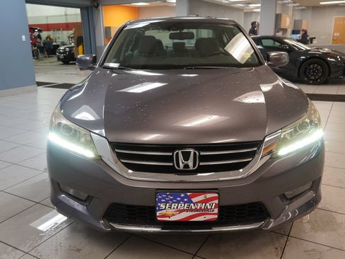 Used 2015 Honda Accord EX-L image 16
