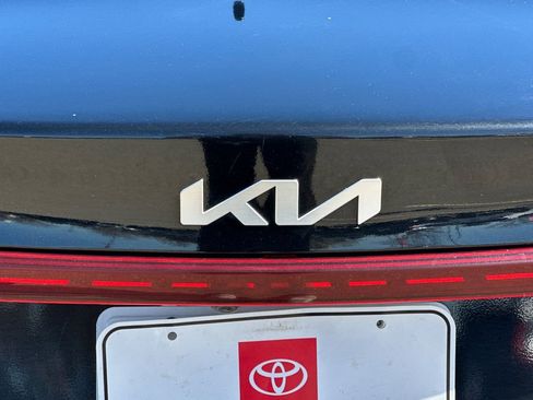 Used 2024 Kia Forte LXS FWD image 46