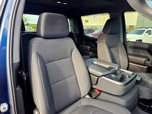 Used 2021 Chevrolet Silverado 1500 Custom Trail Boss w/ LPO, Dark Essentials Package AWD/4WD image 29