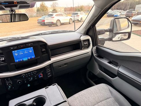 Used 2023 Ford F250 XL w/ STX Appearance Package image 34