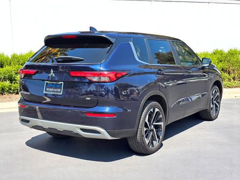 Used 2024 Mitsubishi Outlander SE Black Edition image 4