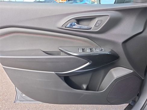 New 2026 Chevrolet Trax RS w/ Sunroof Package image 20