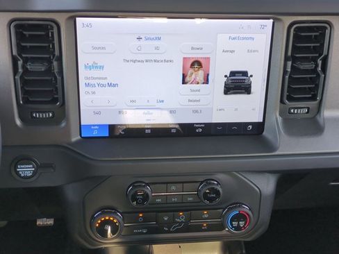 New 2025 Ford Bronco 2-Door image 18