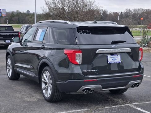 Used 2023 Ford Explorer Platinum w/ Technology Package RWD image 5