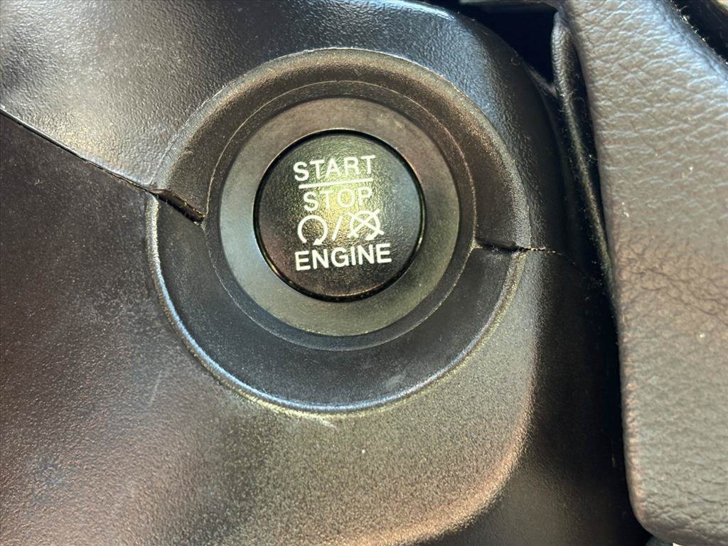 Used 2019 Jeep Compass Limited AWD/4WD image 13