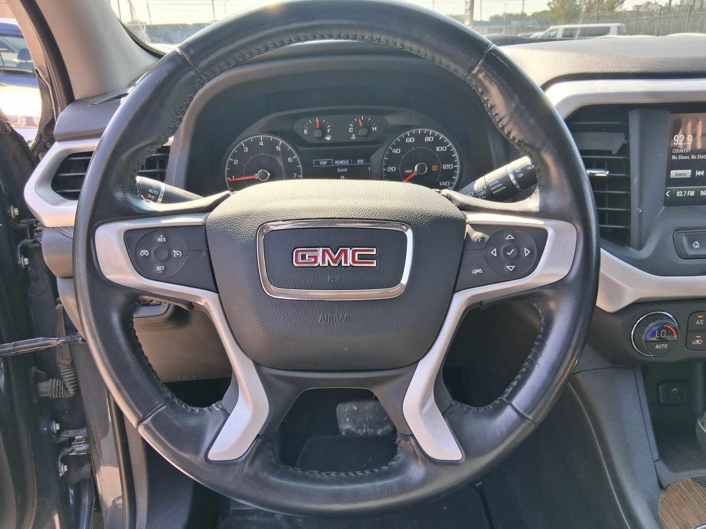 Used 2019 GMC Acadia SLE AWD/4WD image 49