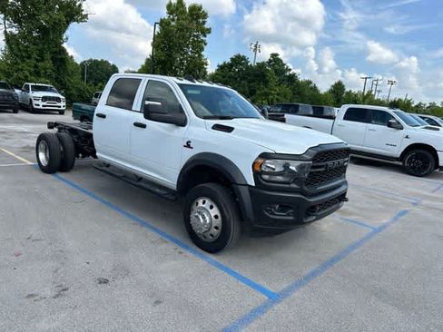 Used 2024 RAM 4500 Tradesman w/ Safety Group AWD/4WD image 14