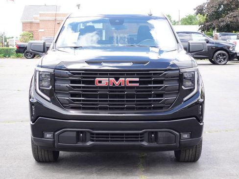 Used 2023 GMC Sierra 1500 Elevation AWD/4WD image 6