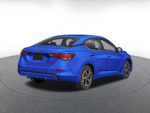 Used 2025 Nissan Sentra SV FWD image 2